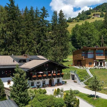 Der Erlhof Restaurant & Landhotel Целль-ам-Зеє Екстер'єр фото