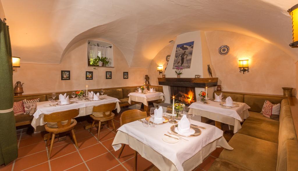 Der Erlhof Restaurant & Landhotel Целль-ам-Зеє Екстер'єр фото